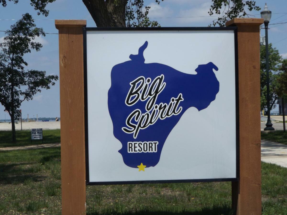 Big Spirit Resort Spirit Lake Екстер'єр фото